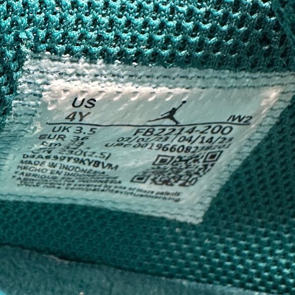 Air Jordan 4 Cacao sneakers kids Size 4Y - Picture 11 of 11